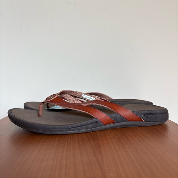 NWT Reef Pacific Joy Dark Brown Rust Flip Flops Sandals - Size 10 - Picture 3 of 7